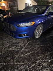 2013 Ford Fusion Titanium - Exterior Front Left Corner Image